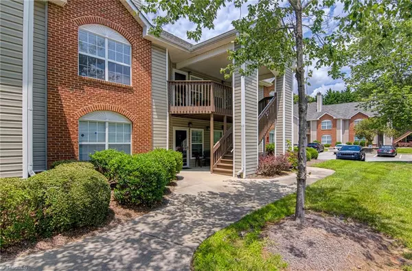 High Point, NC 27265,2670 Ingleside DR #2C