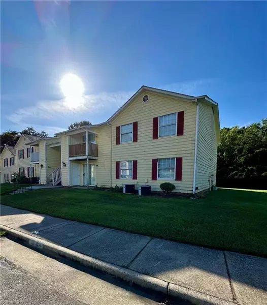 511 Mystic DR #E, Greensboro, NC 27406