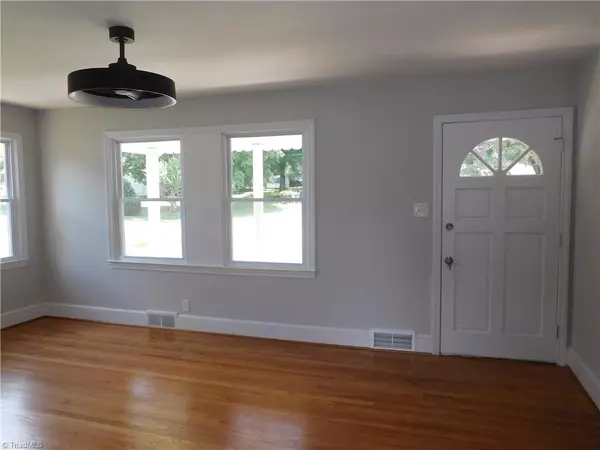 Winston-salem, NC 27127,363 Elmwood DR