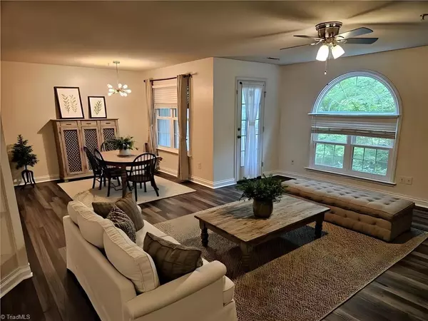 Winston-salem, NC 27127,623 Ivy Glen DR