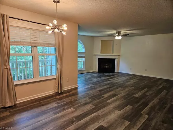 Winston-salem, NC 27127,623 Ivy Glen DR