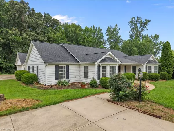 Oak Ridge, NC 27310,6707 Brookbank RD