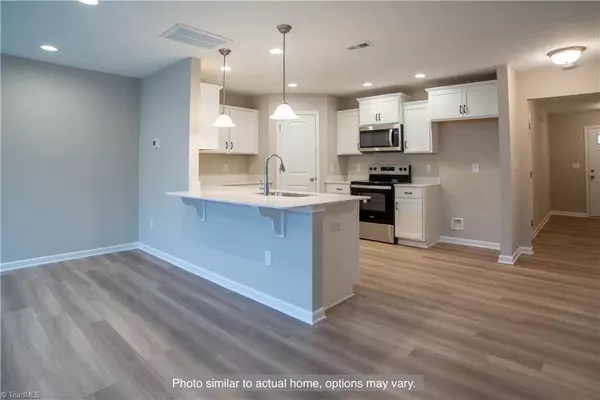 Elkin, NC 28621,106 Tallwood DR