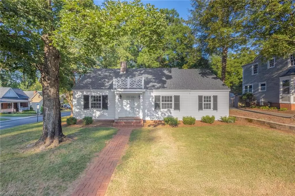 Statesville, NC 28677,256 Oakhurst RD