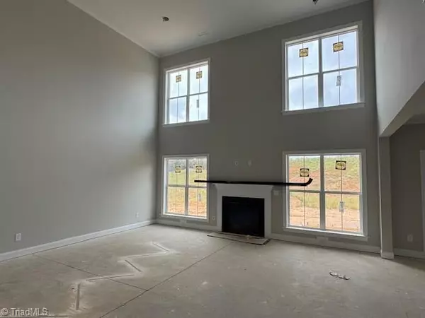 King, NC 27021,325 Grandworth WAY