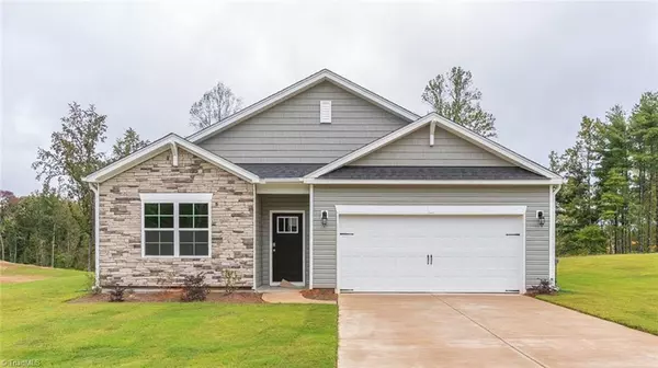 2775 Luxborough LN, Mebane, NC 27302