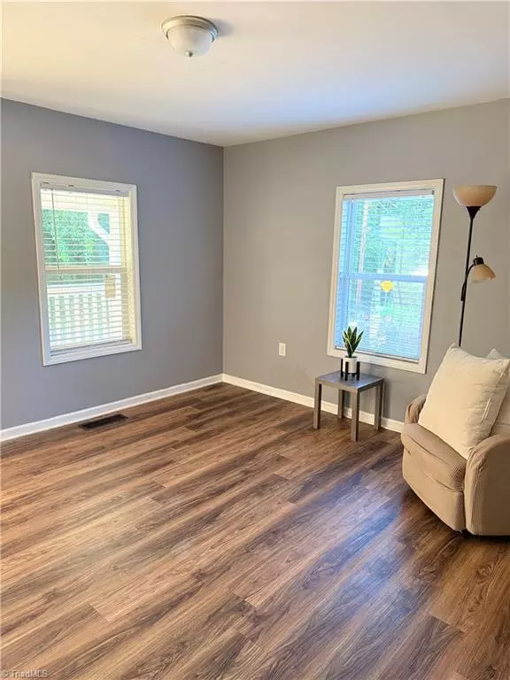 High Point, NC 27260,1208 Anderson PL