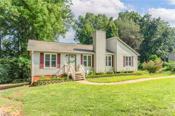 Winston-salem, NC 27107,2201 Blue Stone LN