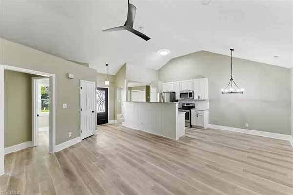 High Point, NC 27265,2105 Foggy LN