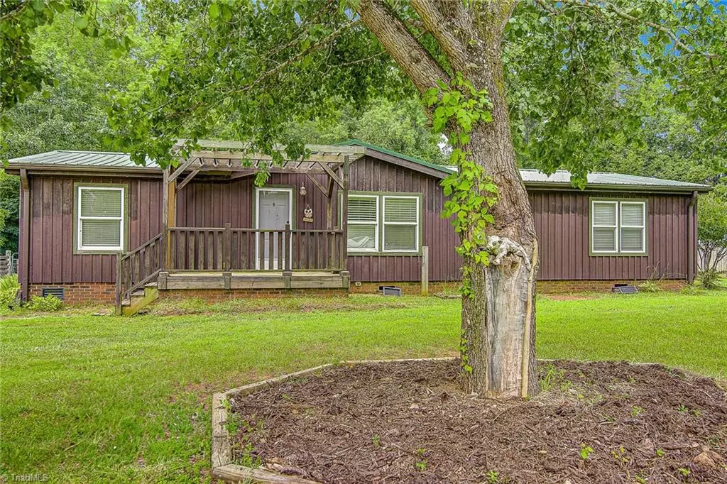 Salisbury, NC 28147,5165 Woodleaf RD