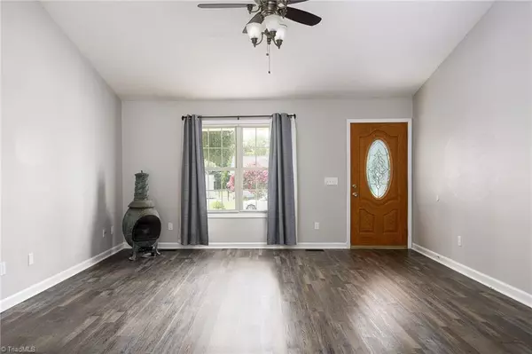 Burlington, NC 27217,1461 Durham Meadows DR