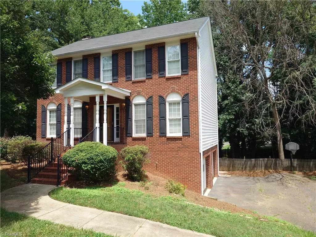 Winston-salem, NC 27103,730 Somerset DR