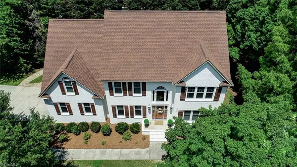 4731 Jamesford DR, Jamestown, NC 27282