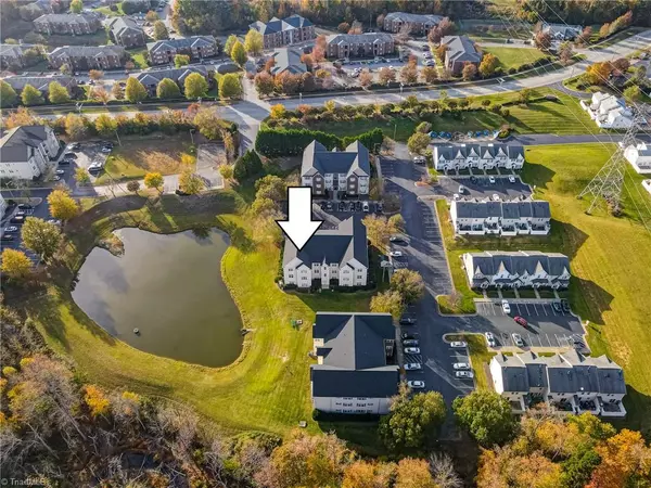 High Point, NC 27265,3724 Spanish Peak DR #2A