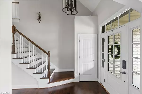 High Point, NC 27262,2013 Emilia CT