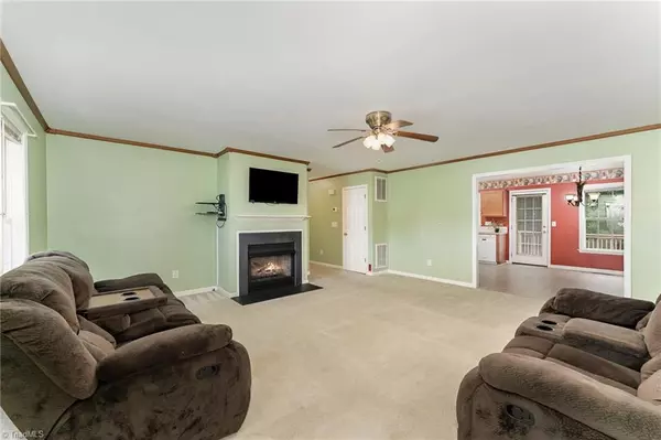 Mocksville, NC 27028,248 Summit DR