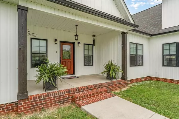 Reidsville, NC 27320,132 Parkview LN