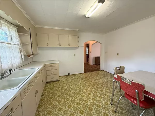 Thomasville, NC 27360,705 Hardeman ST