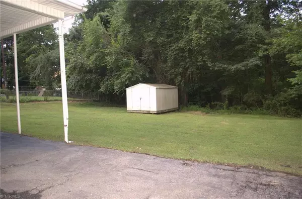 Archdale, NC 27263,305 Rosemary DR