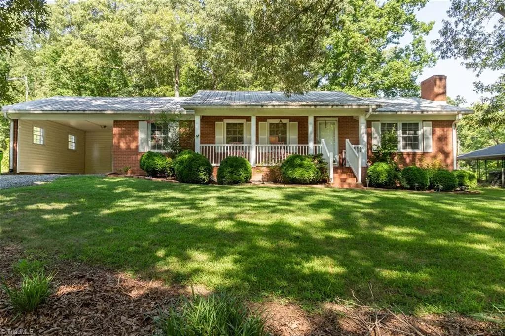 Thomasville, NC 27360,262 Boggs RD