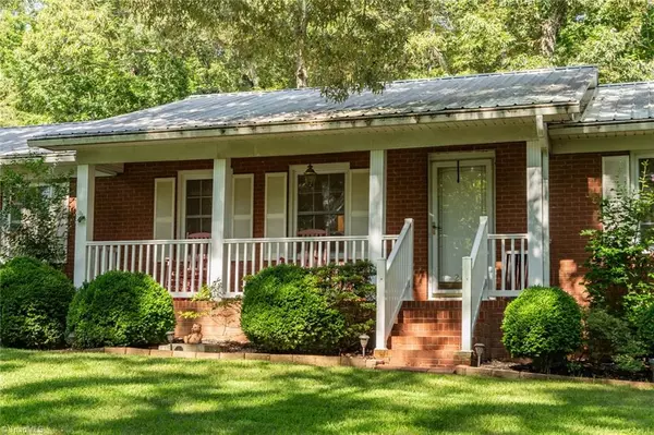 Thomasville, NC 27360,262 Boggs RD