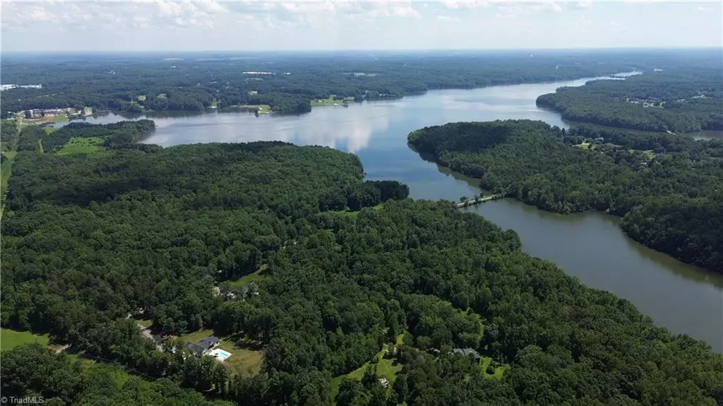 Browns Summit, NC 27214,2800 Brookledge CT