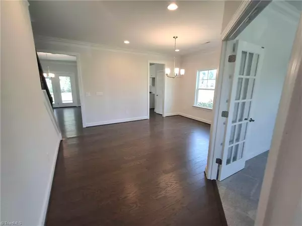 Burlington, NC 27215,1055 Tulloch CT #202
