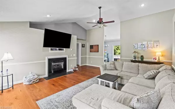 Thomasville, NC 27360,14 Shanda CT