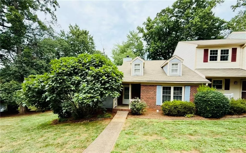 Winston-salem, NC 27127,2739 Crosswinds DR