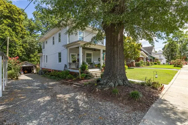 Reidsville, NC 27320,319 Maple AVE
