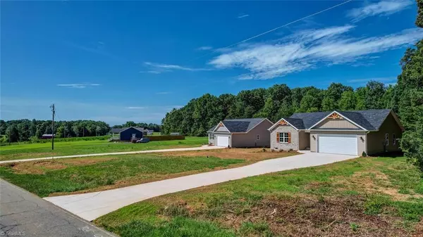 Reidsville, NC 27320,1824 Crutchfield RD