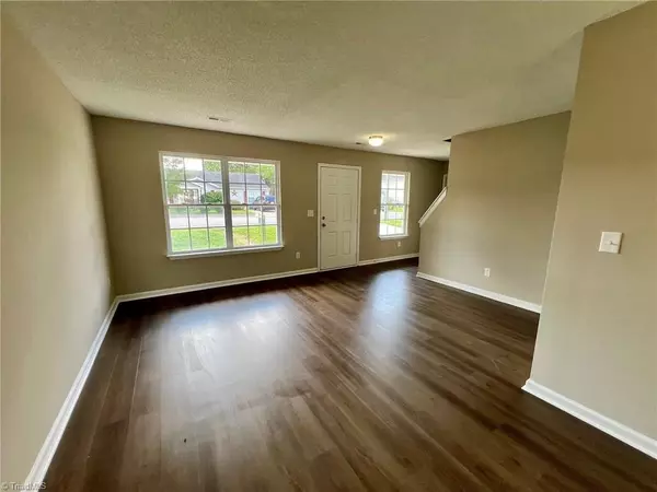Winston-salem, NC 27107,449 Bedford Knoll DR