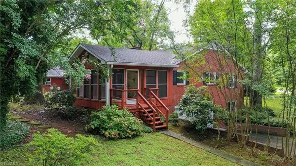 Winston-salem, NC 27106,3155 Briarcliffe RD