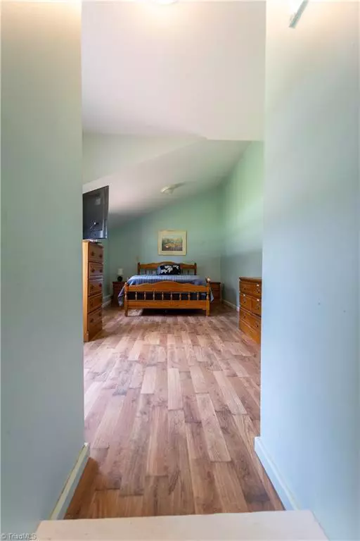 Tobaccoville, NC 27050,1026 rierson RD