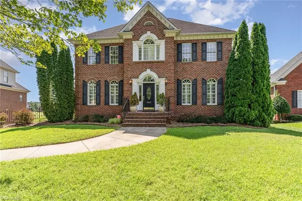 2003 Glen Chase CIR, Clemmons, NC 27012
