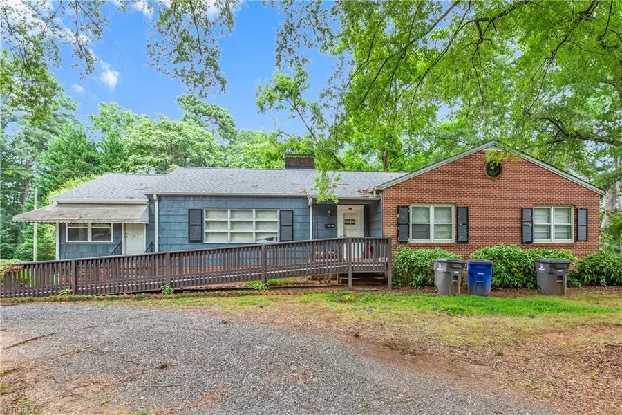 401 S Westview DR, Winston-salem, NC 27104