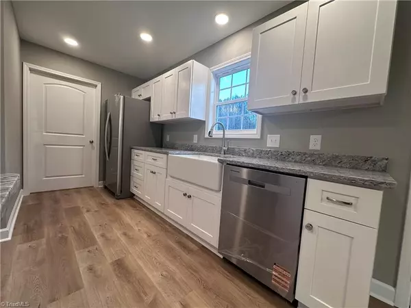 Seagrove, NC 27341,3480 Old Bachelor Creek RD