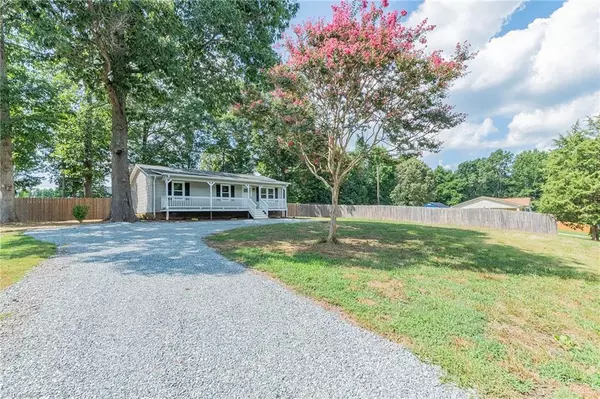 Salisbury, NC 28146,155 Ellen ST