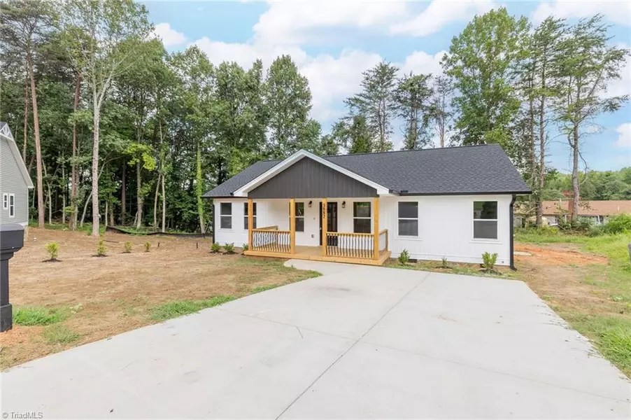 3882 Ruskin CT, Winston-salem, NC 27105