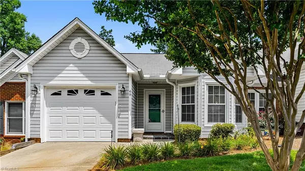 4 Iron Carriage CT #B, Greensboro, NC 27410