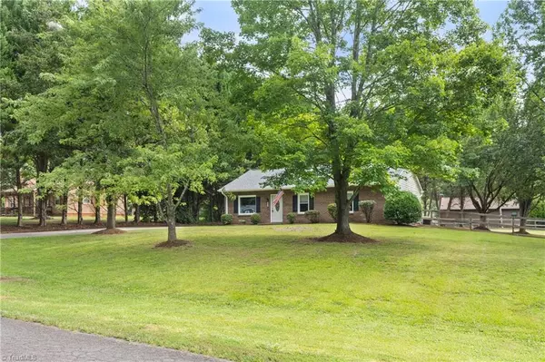 Lewisville, NC 27023,1055 Cresthaven RD