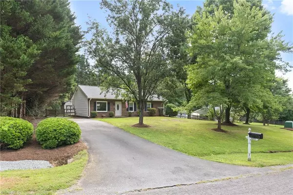 Lewisville, NC 27023,1055 Cresthaven RD