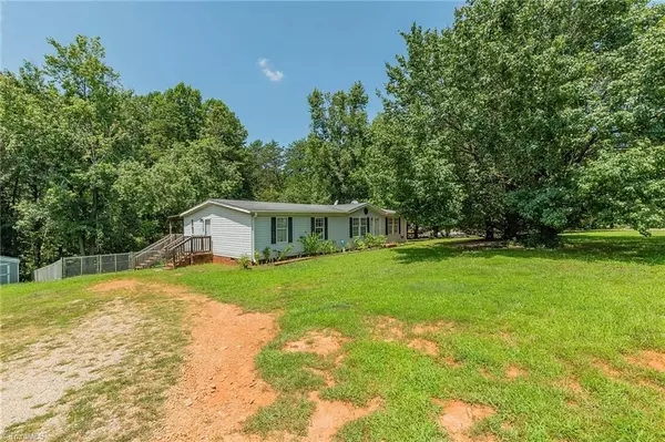 Reidsville, NC 27320,245 Rolling Meadows DR