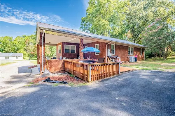 Reidsville, NC 27320,2421 Westover DR