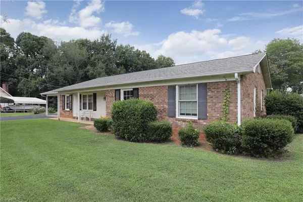 Kernersville, NC 27284,1635 Cricket CT
