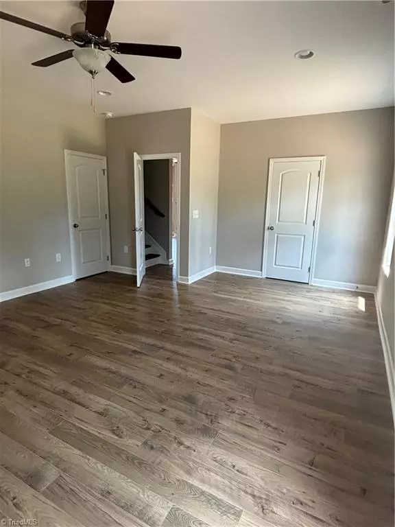 Clemmons, NC 27012,304 Beeson CT