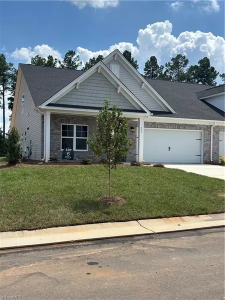 304 Beeson CT, Clemmons, NC 27012