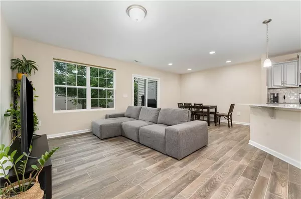 High Point, NC 27265,3831 Copperfield CT