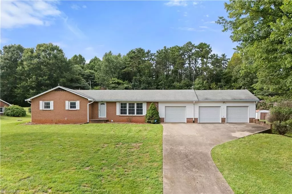 Dobson, NC 27017,4640 NC Highway 268