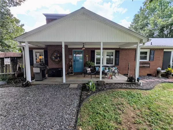 Denton, NC 27239,61 Haywood ST